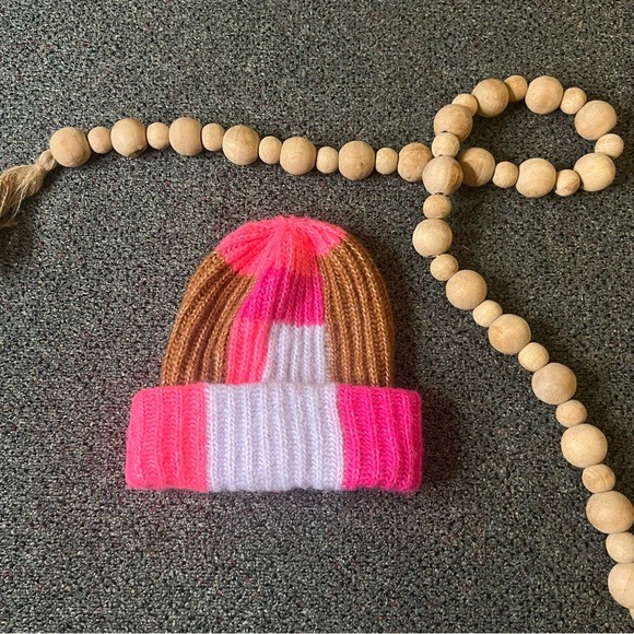 WILD FABLE Colorblock Neon Pink & Brown Chunky Knit Beanie Winter Hat Accesory - Picture 10 of 16